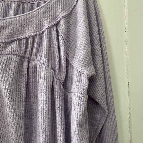 Free People We The Free Boho Feminine Must Have Henely in Lilac Cloud Size Small - Picture 5 of 6